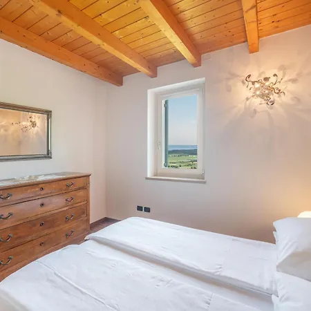 Apartment La Rubiana
